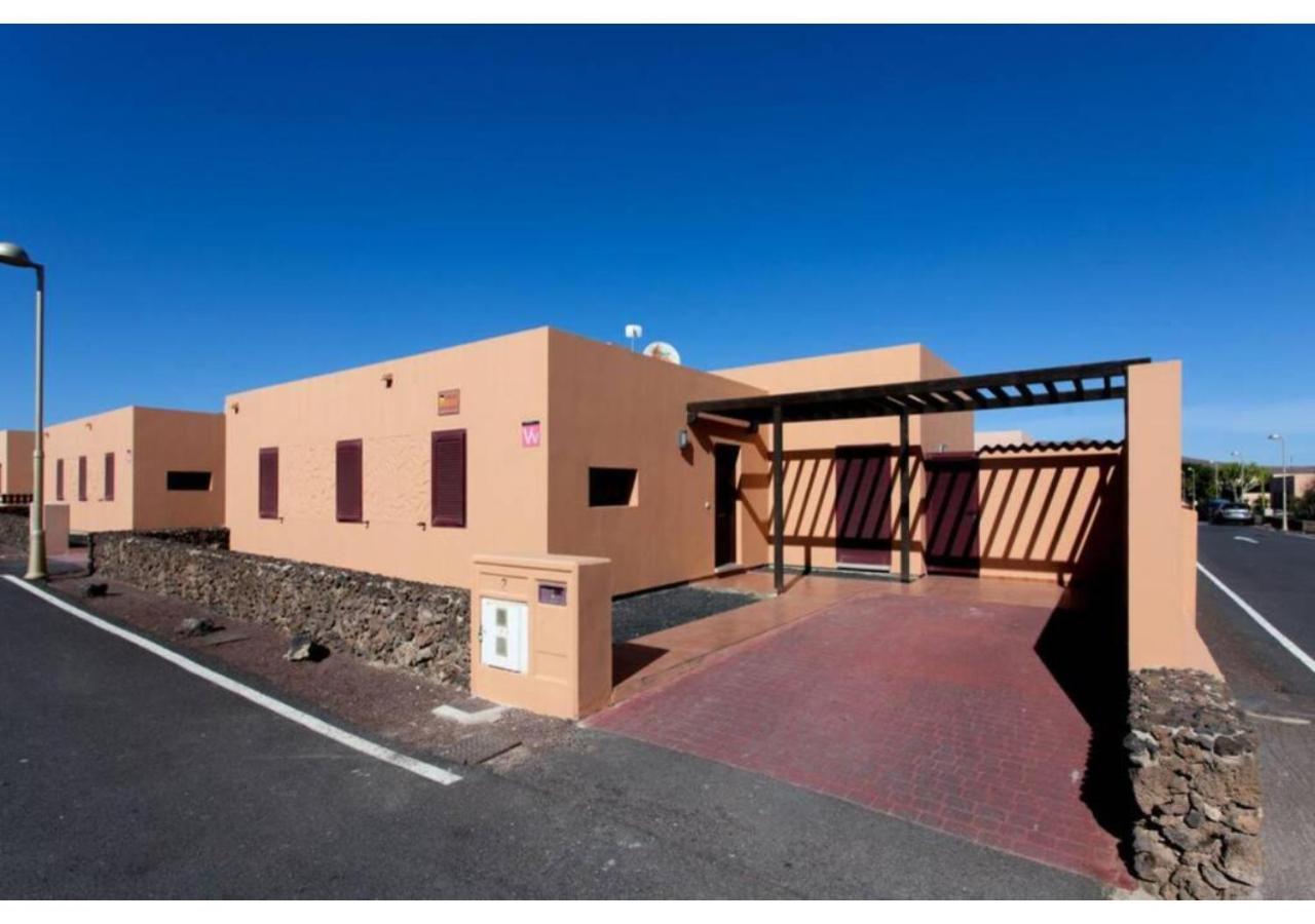 Anahi Homes Corralejo - Villa Dracaena 2 La Oliva Exterior photo